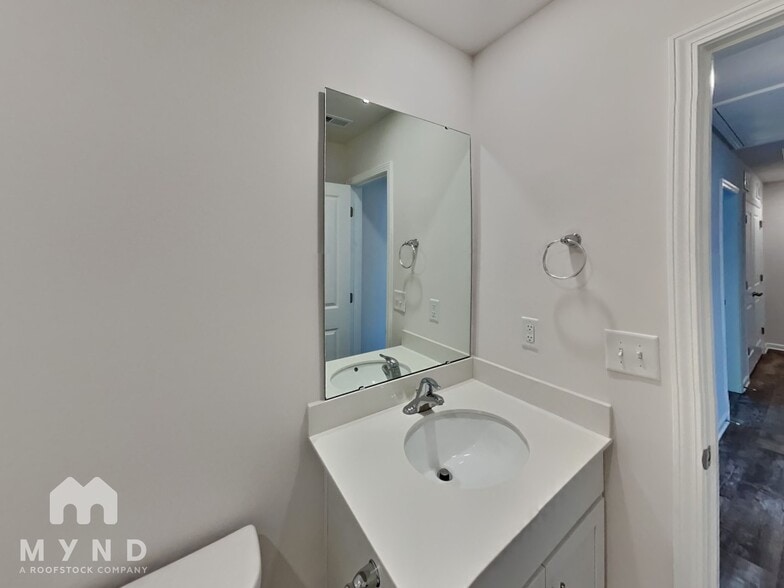Building Photo - 6009 Elena Lynn Ct