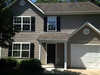 Building Photo - 815 Woodgreen Dr