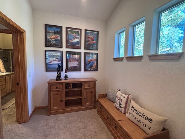 Building Photo - Truckee Ski Lease Available