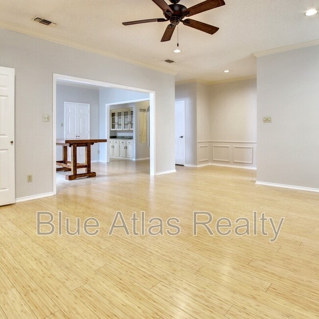 Building Photo - 5725 Ridgerock Ct