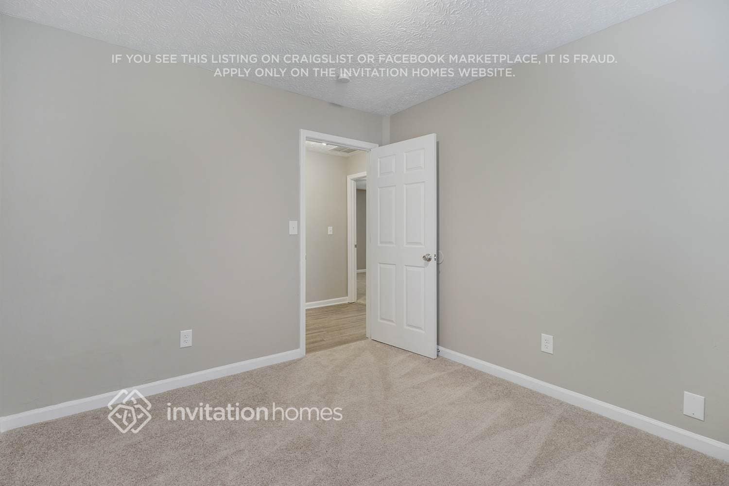 Building Photo - 626 Waynes Ct SE