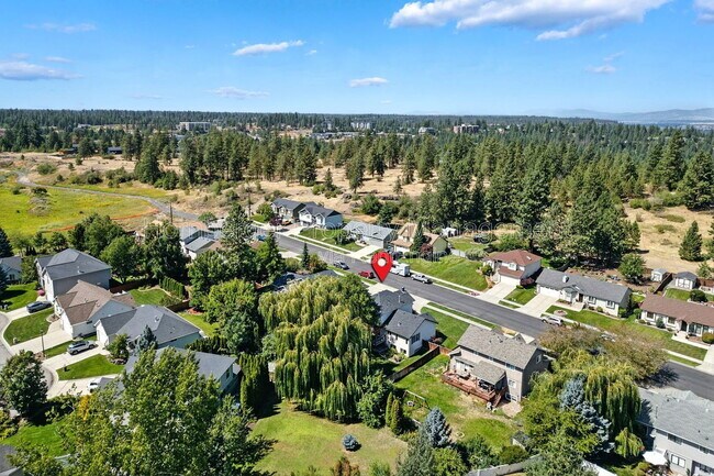 Building Photo - 3431 W 21st Ave