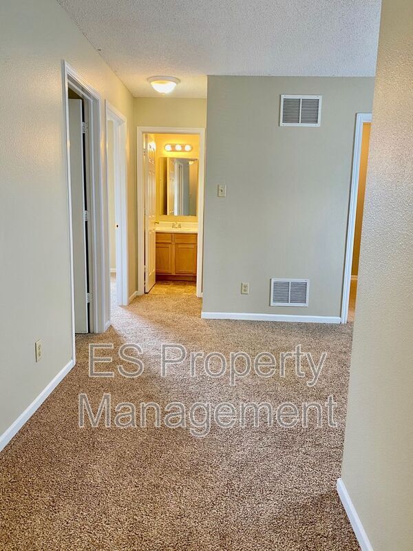 Building Photo - 1954 Angel Tear Ct