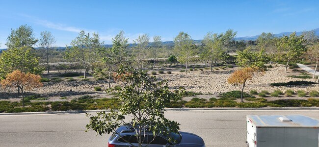 Building Photo - 2751 Park View Ct