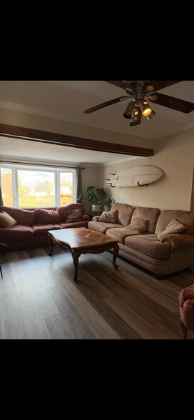 Building Photo - 952 Magothy Ave