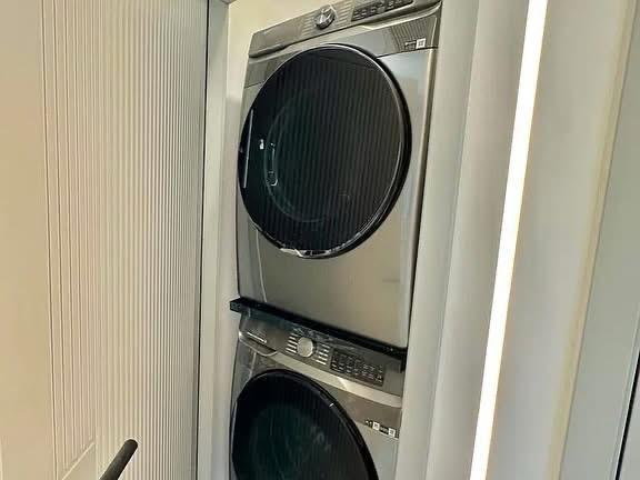 Building Photo - 17807 San Fernando Mission Blvd