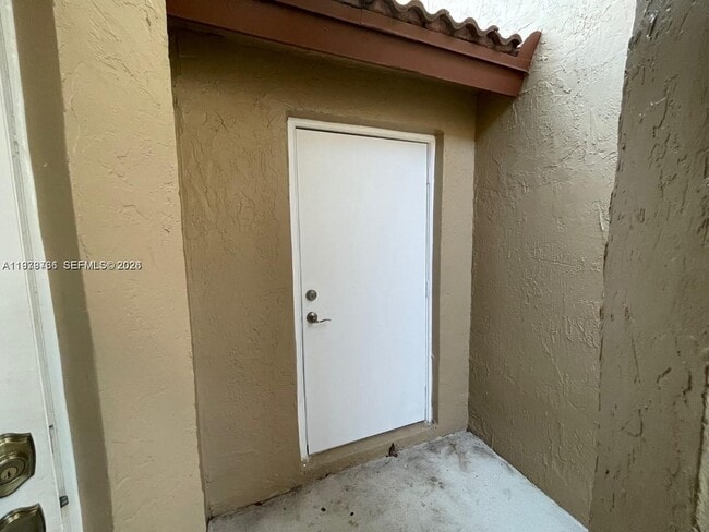 Building Photo - 16309 Emerald Cove Rd