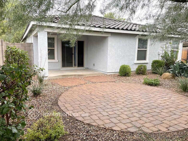 Building Photo - 36419 W San Ildefanso Ave