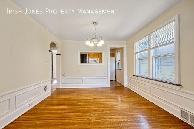 Building Photo - 20 Avery Ave