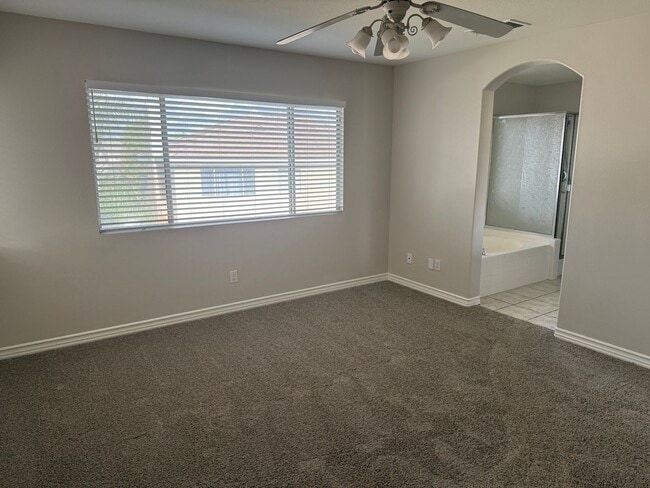 Building Photo - Updated home near Sycamore Canyon available for lease