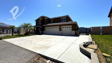 Building Photo - 7053 El Cajon Ln