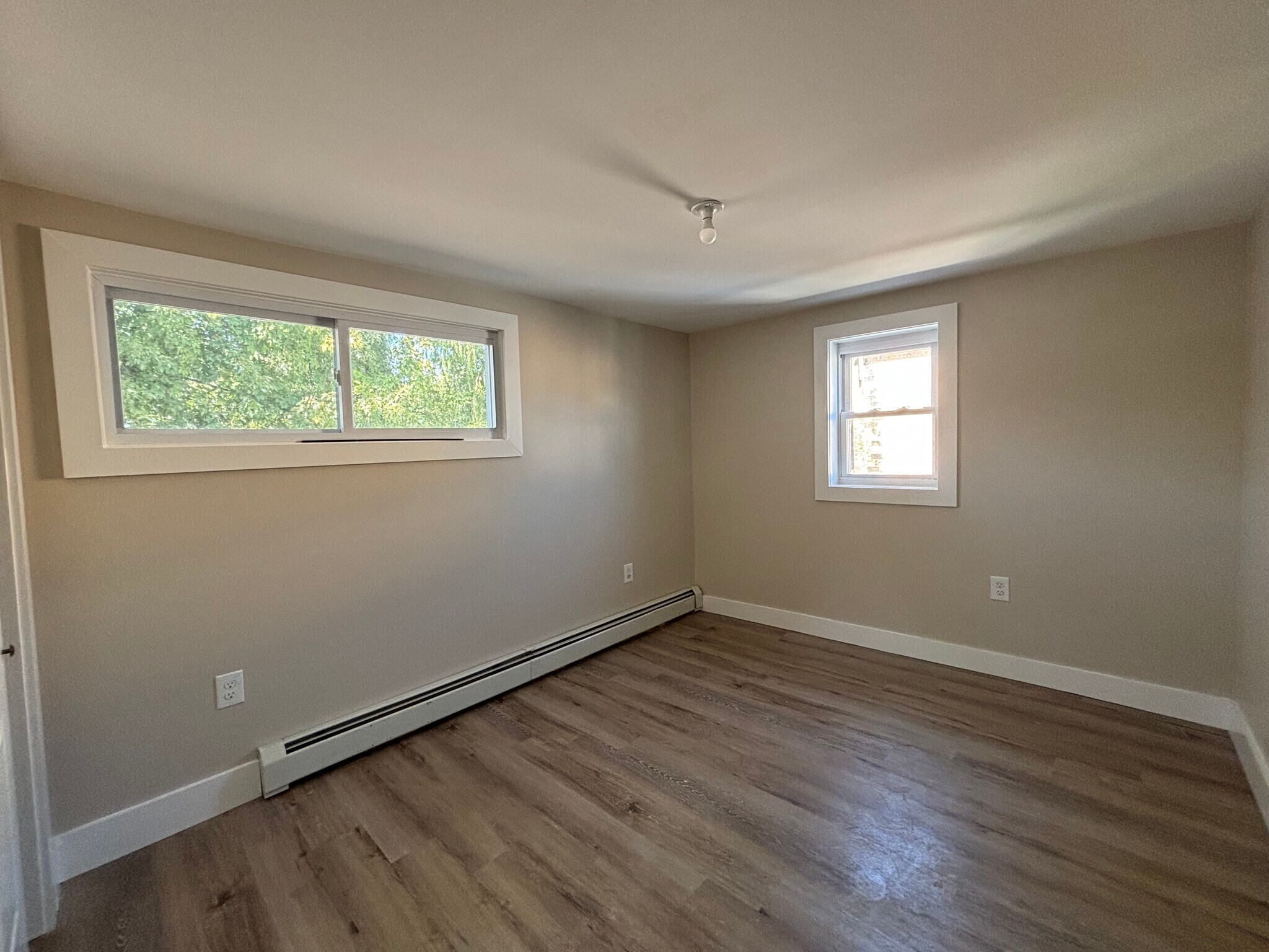 Bedroom - 355 River Dr
