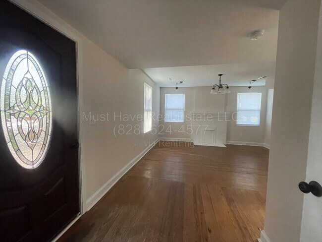 Building Photo - 101 Honeycutt Dr