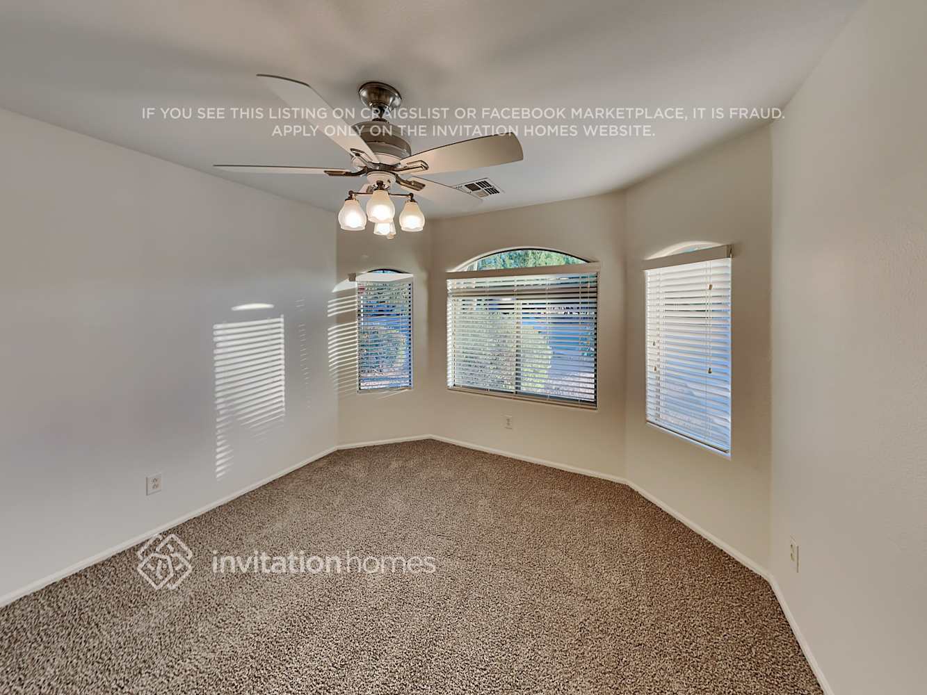 Building Photo - 28531 N Dolomite Ln