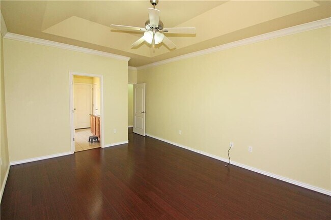 Building Photo - 4302 SW Brownstone Ave