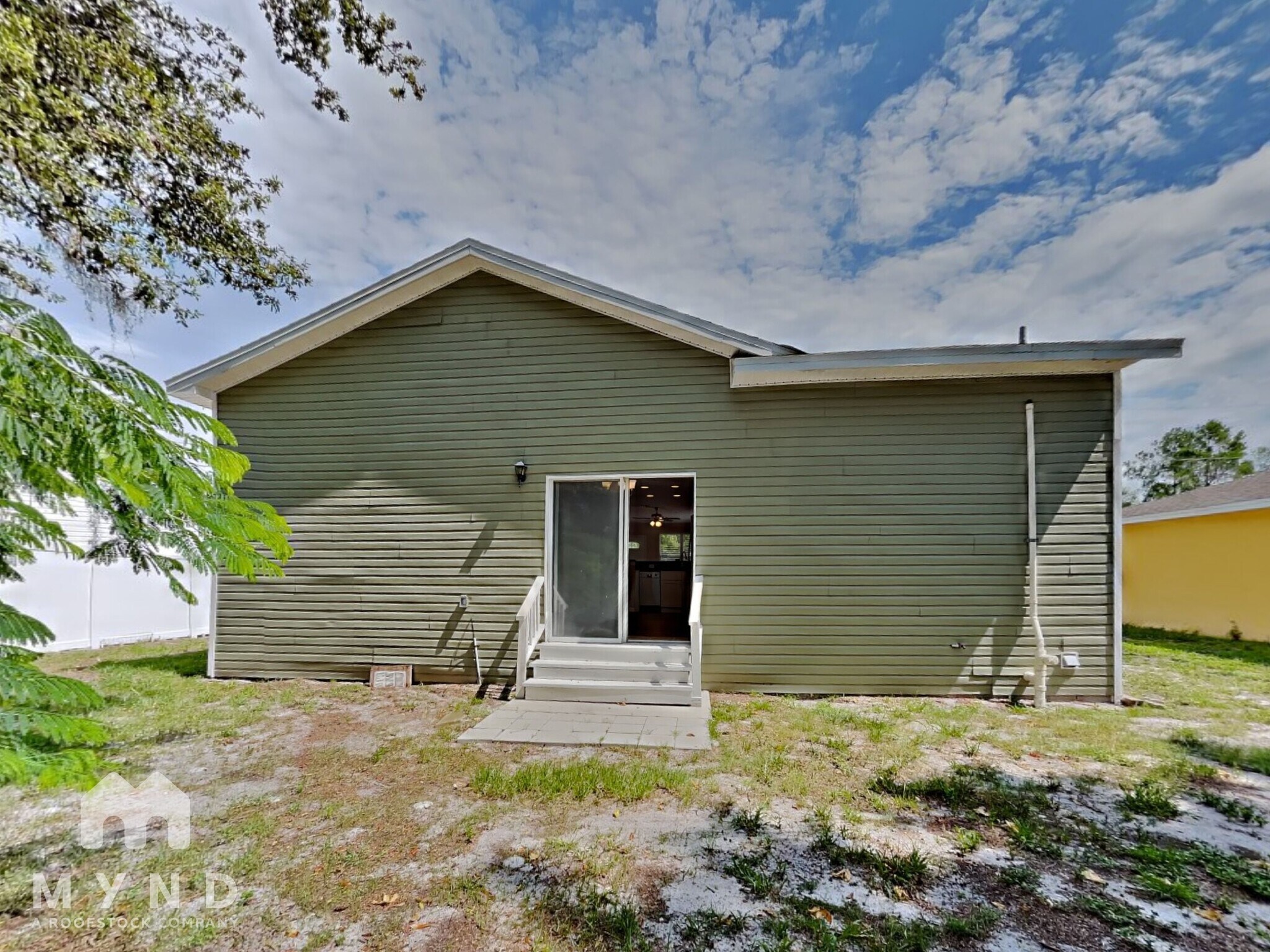Building Photo - 3217 Spooner Dr