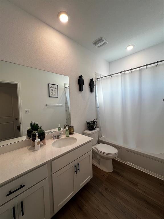 Building Photo - 941 Legends Ln