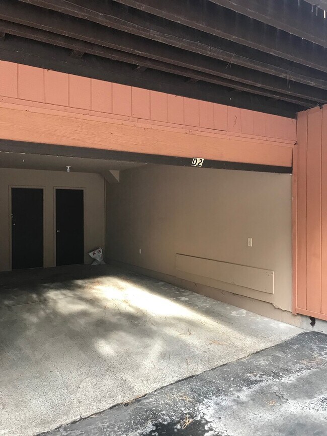 Building Photo - Spacious 2 Bed, 1.5 Bath Condo w/Carport - Outdoor Pool in Summer (Long Term Rental)