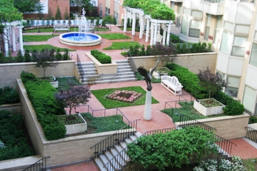 Building Photo - 420 7th St NW