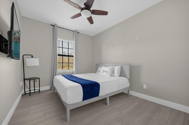 Building Photo - 9657 Moss Rose Way