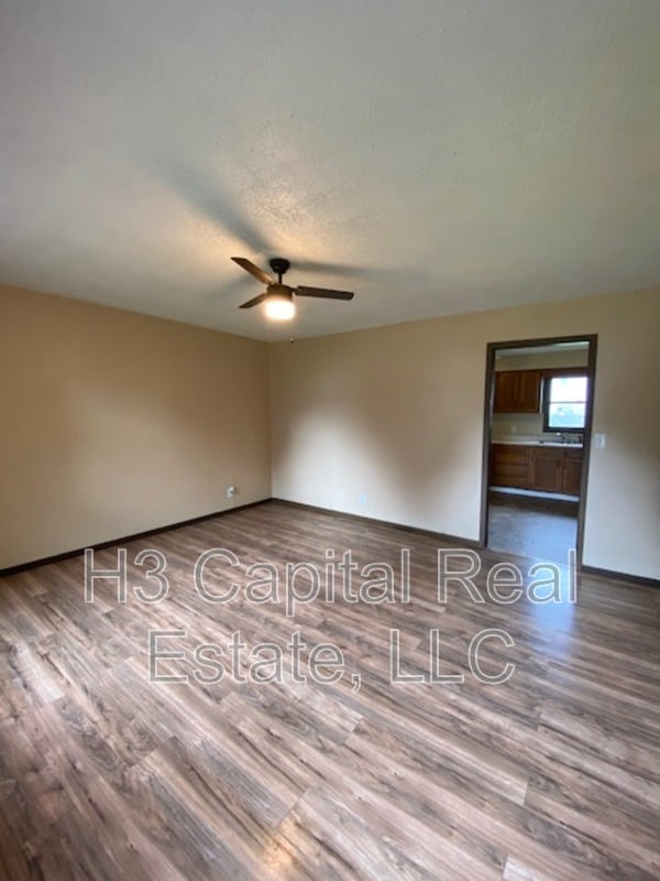 Building Photo - 908 Southard Pl