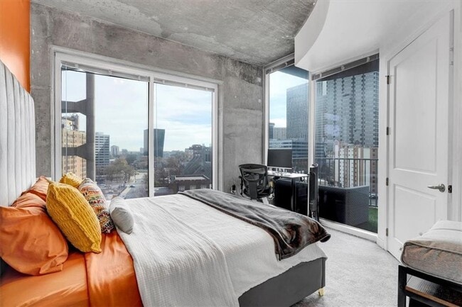 Building Photo - 400 W Peachtree St NW