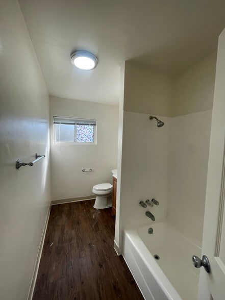 Building Photo - 518 N Anna Dr