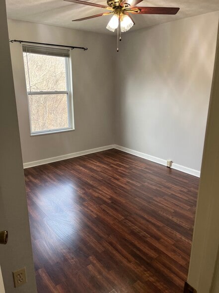 Building Photo - 312 Wildflower Ct