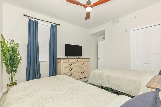 Building Photo - 12520 Galapagos Ct