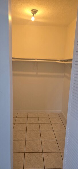 Building Photo - 14912 SW 88th Ter