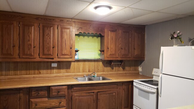 Cabinet space - 93 Talman St