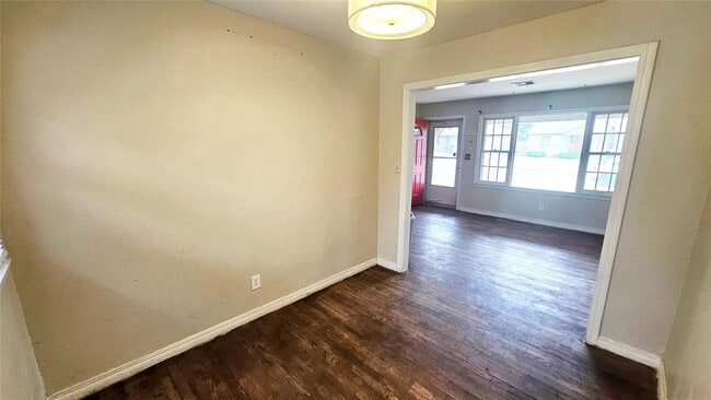 Building Photo - 2029 Brighton Ave