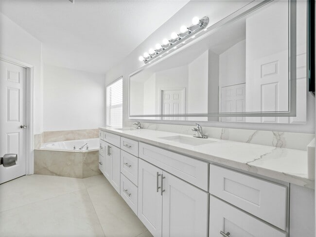 Building Photo - 6457 Winder Oaks Blvd