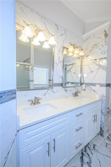 Building Photo - 5955 Weddington Dr