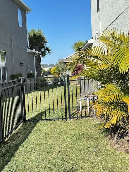 Building Photo - 33805 Astoria Cir