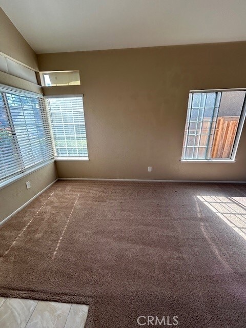 Building Photo - 13646 Kings Canyon Ct