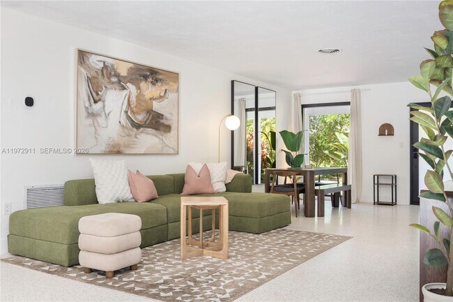 Building Photo - 1860 SW 13th St