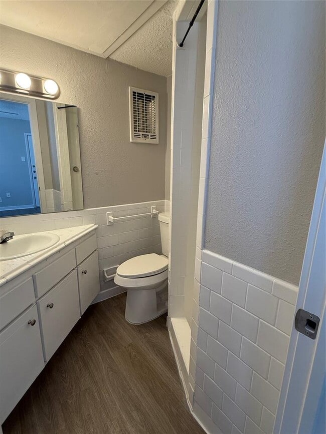 Building Photo - 311 E 31st St