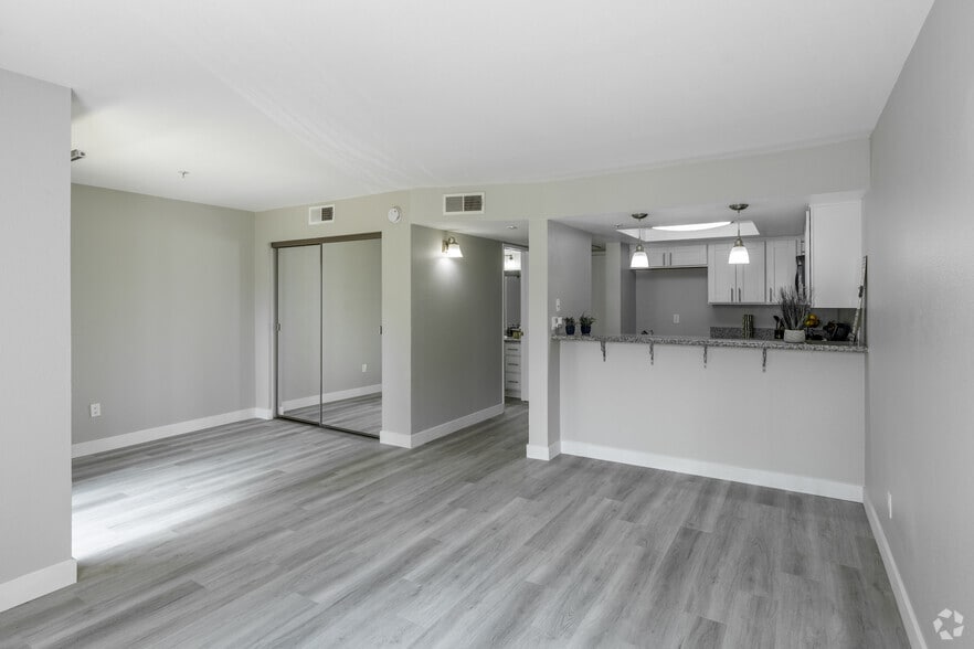 Studio, 1BA - 446SF - Studio, Kitchen - The Imperial Apartments