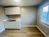 Building Photo - 500