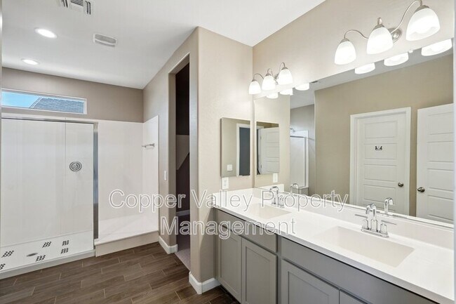 Building Photo - 44478 W Palo Abeto Dr