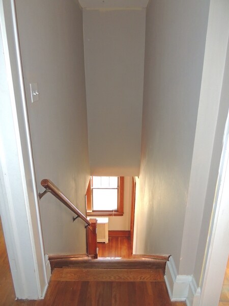 Building Photo - 331 Walnut St