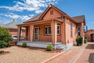 Building Photo - 1608 E Routt Ave