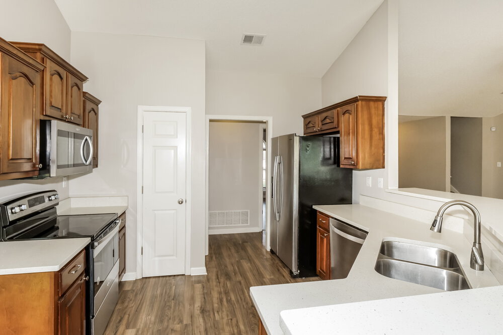 Building Photo - 751 Northwood West Cove