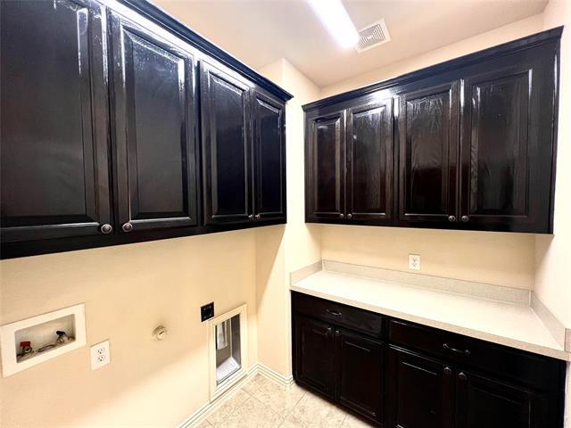 Building Photo - 2043 Loma Alta Dr