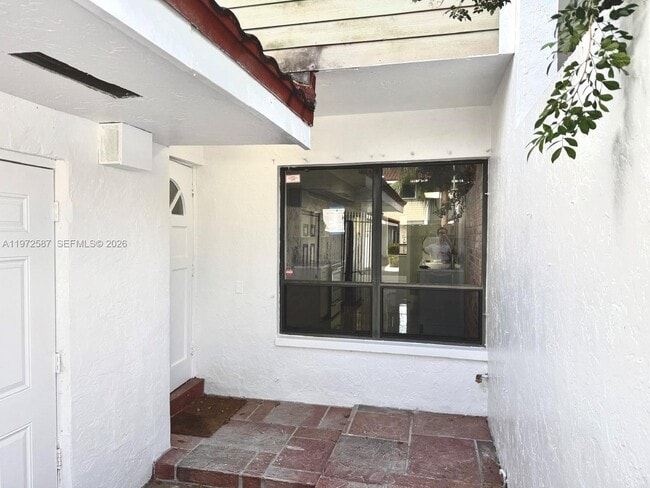 Building Photo - 2700 N 34th Ave