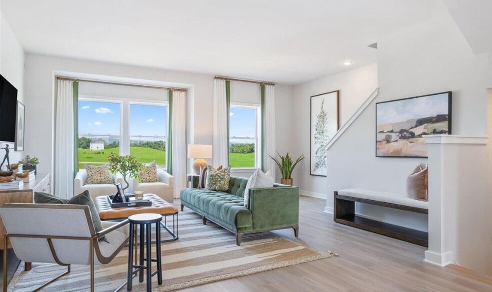 Building Photo - 34 Sumter Ave