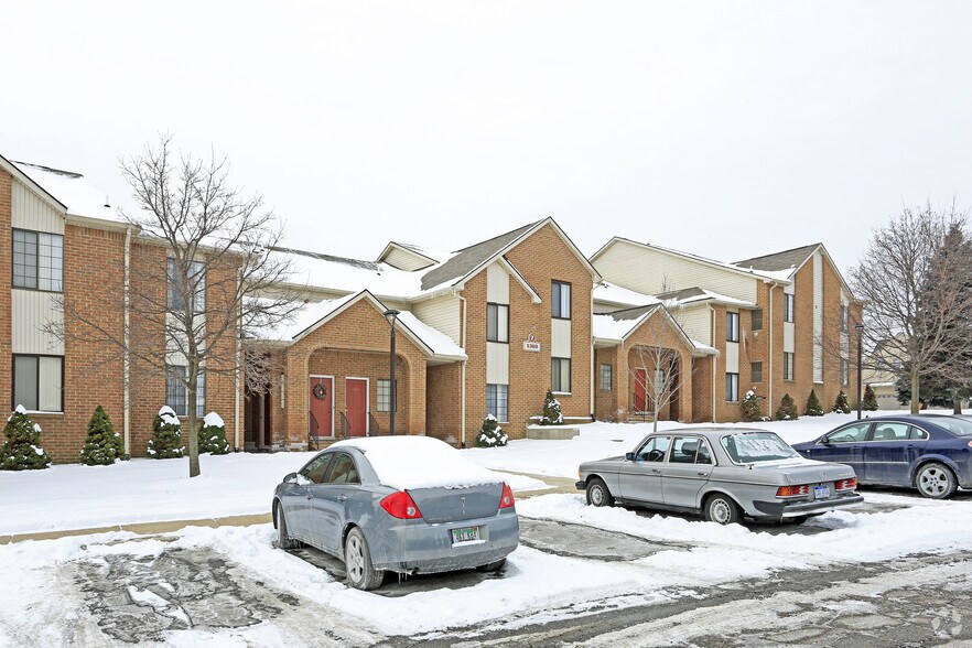 Stoney Creek Village Apartments 56965 Stoney Creek Dr Shelby Township