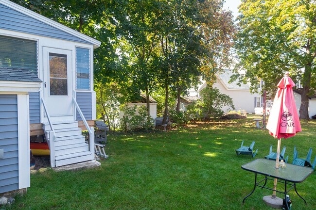 Building Photo - 180 Highland St