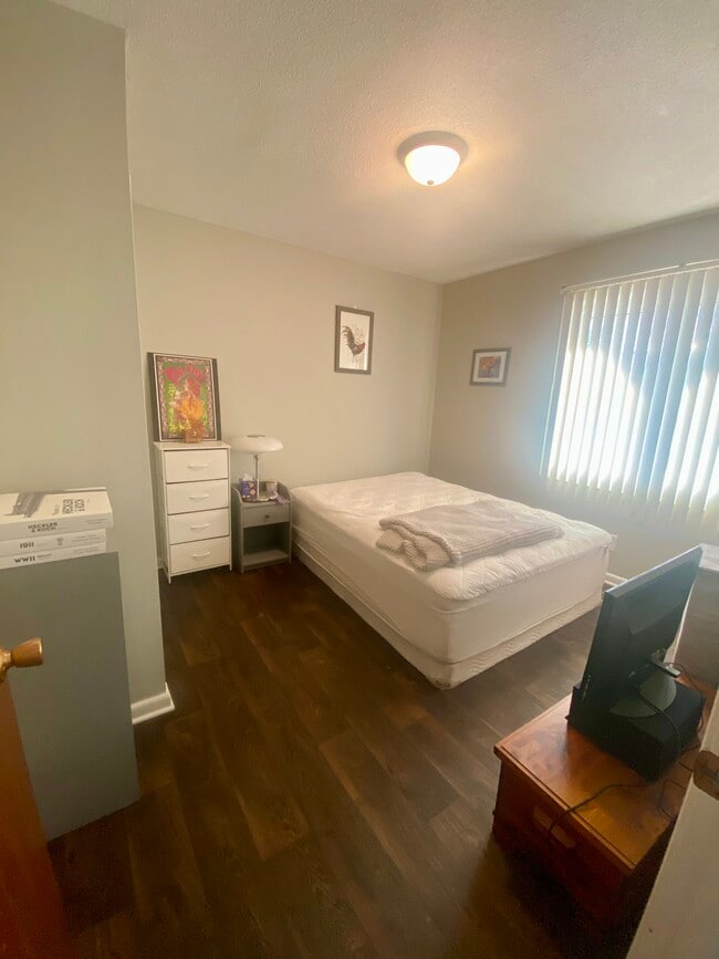 Building Photo - 5660 Wood Duck Cir